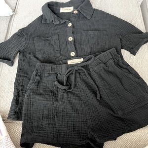 Studio Palmer Black Linen Shirt and Shorts Set |size S| worn once, bought abroad